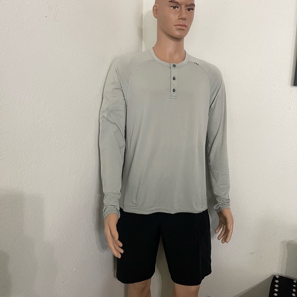 Lululemon" Metal Vent Tech Long Sleeve - Picture 9 of 14